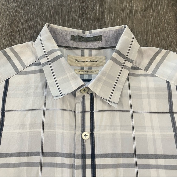 TOMMY BAHAMA men’s size large long sleeve button front collar plaid dress shirt - Picture 2 of 7